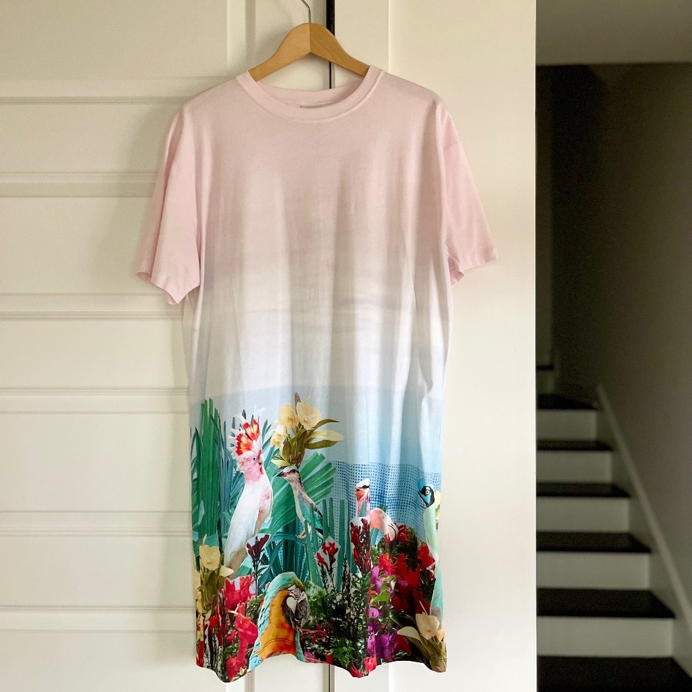 Paul Smith, NWT, Exotic Bird/Flora Graphic Print , T-Shirt Dress ~ Size L - Picture 3 of 8